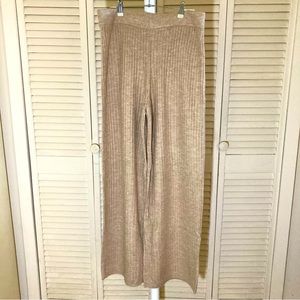 NWT H&M Soft Knit Pants In Polyester/Wool/Elastane Fabric In Beige. Size Medium